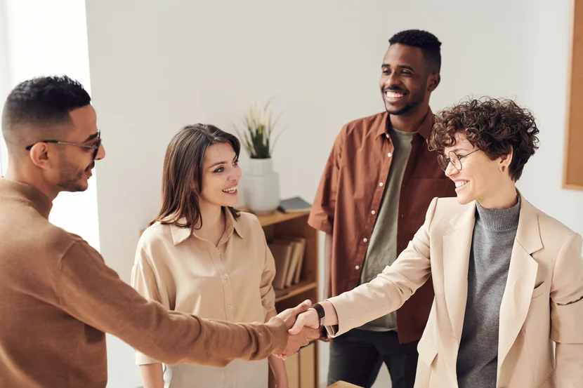 Mastering Sales Pitch Training Techniques to Elevate Your Closing Skills